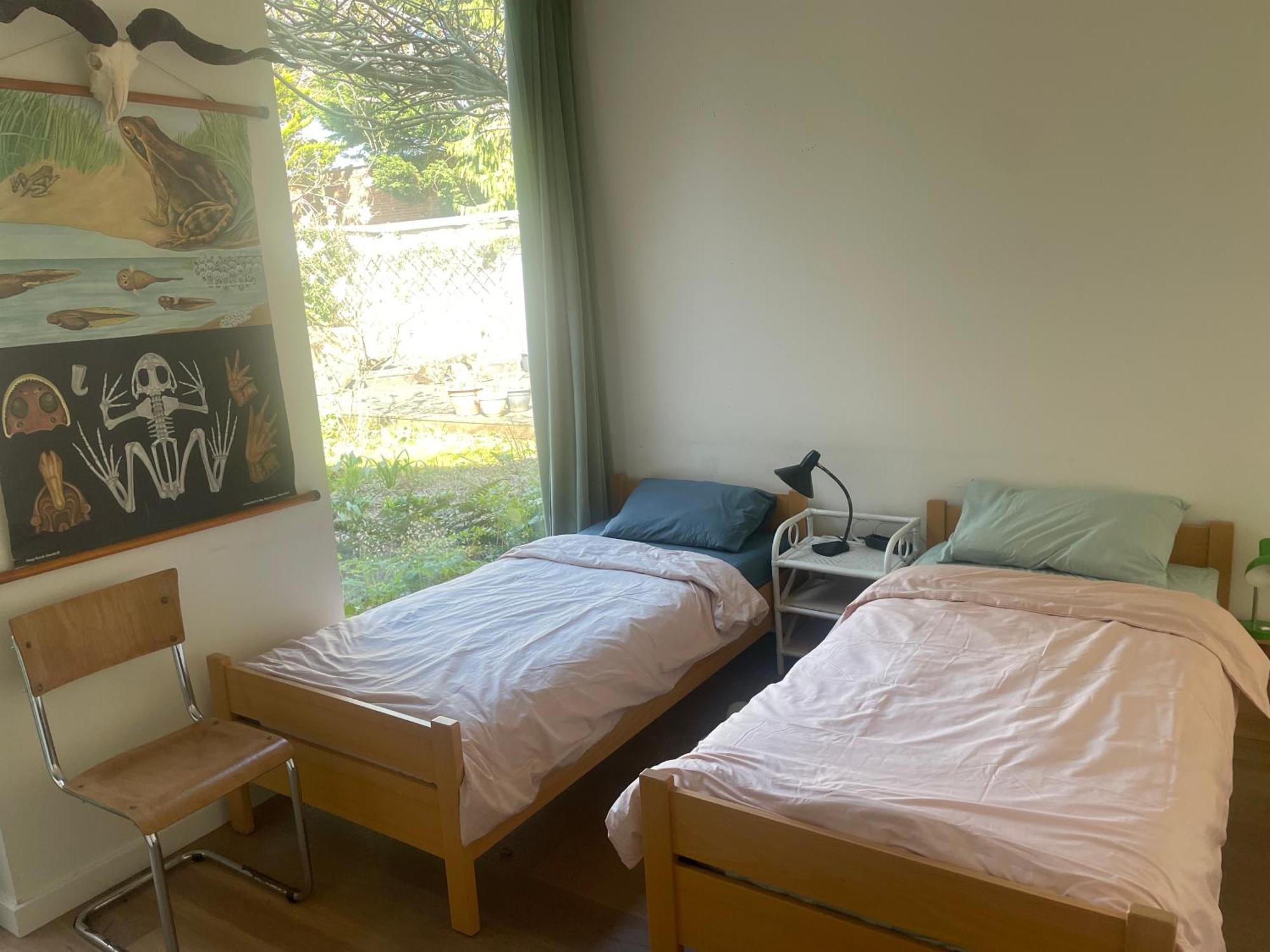 Spacious House With Big Garden Close To The Villa Gent